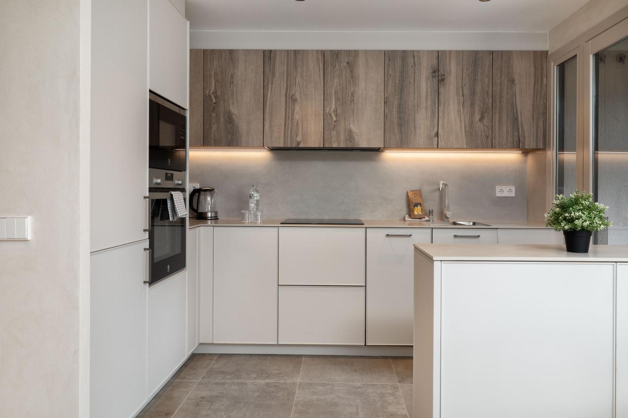Flateli Pou Rodo 3 Apartment ชีโรนา ภายนอก รูปภาพ